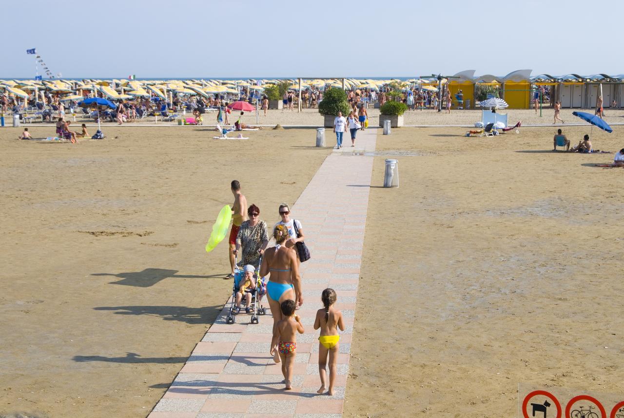 Vania Bibione Exterior foto